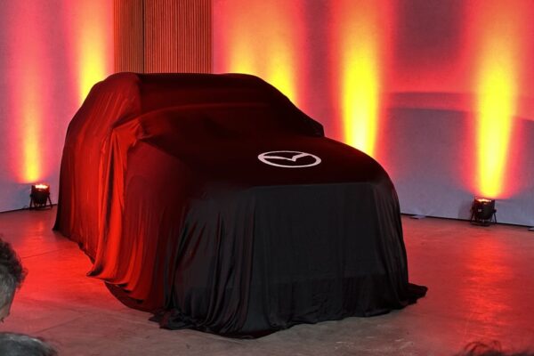 Mazda представила в Румынии новое поколение внедорожника CX-5