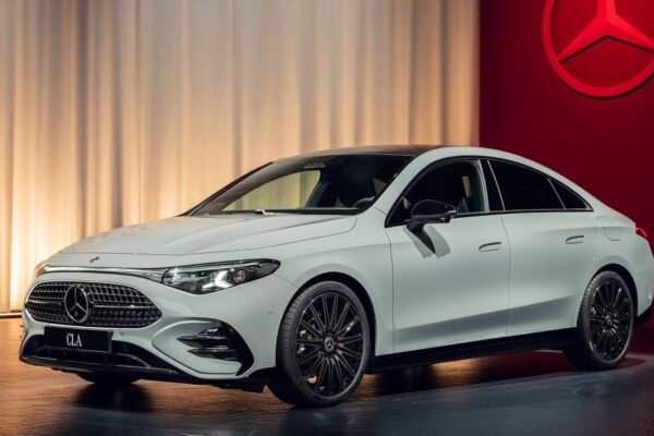 Новый Mercedes-Benz CLA можно заказать в Румынии. Сколько стоит конкурент BMW 2 Series - ФОТО