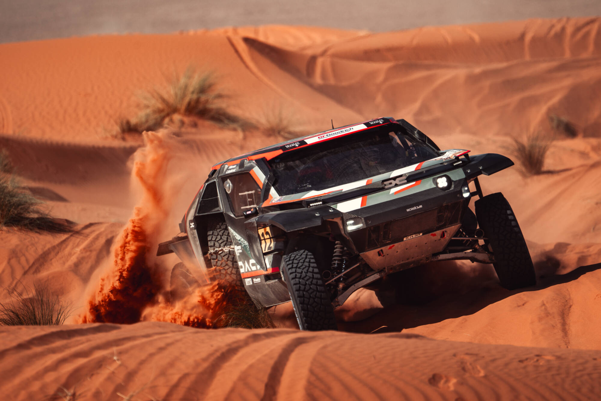 Пилот Dacia Sandriders Нассер Аль-Аттия рассказал о будущем команды - ФОТО