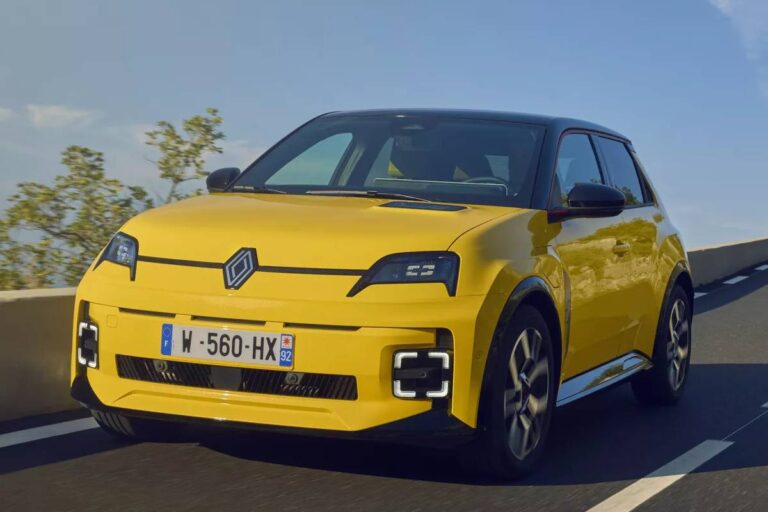 Платформа Renault 5 ляжет в основу новых моделей Ford. Супермини Fiesta возвращается?