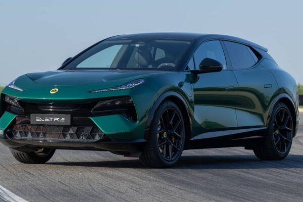 Lotus отказывается от плана электрификации до 2028 года! Компания делает ставку на гибридные автомобили