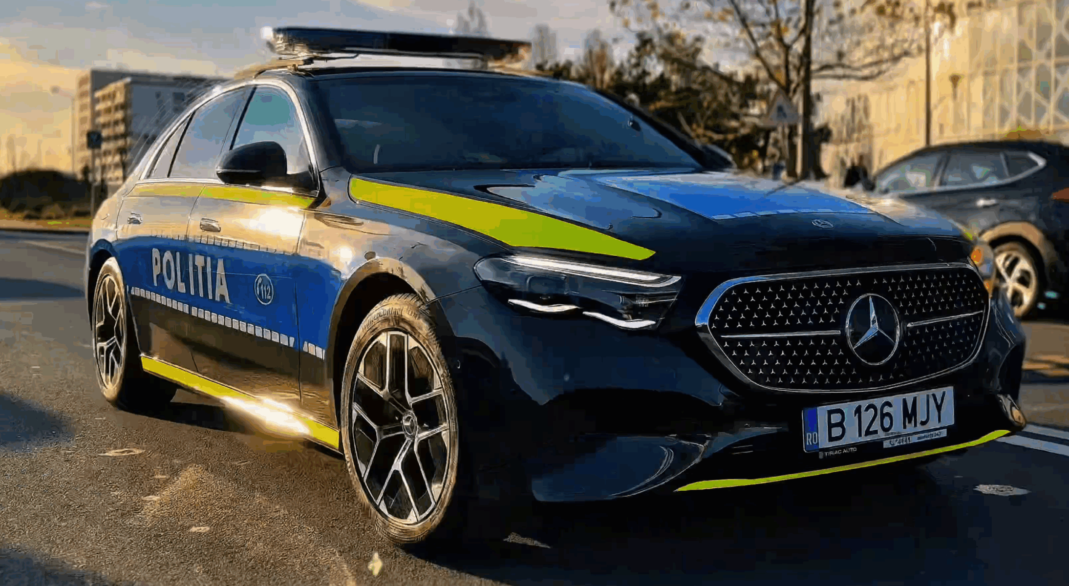 Столичная полиция модернизирует свой автопарк. Mercedes-Benz E-Class и Hyundai Kona, уже используемые в миссиях