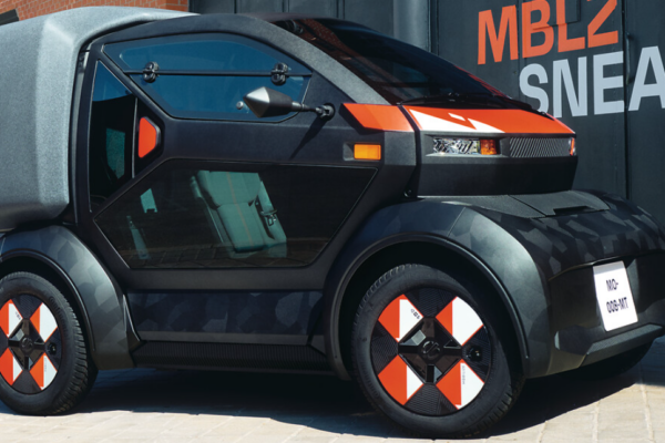 Самый маленький и странный электромобиль исчезает. У Renault Twizy не будет преемника