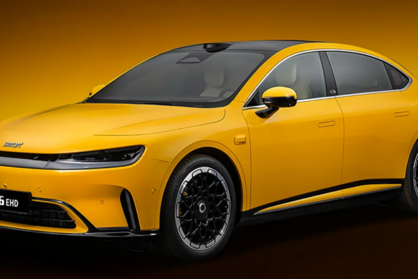 Ум №6: Первый седан в истории бренда, но он, возможно, никогда не доберется до Европы