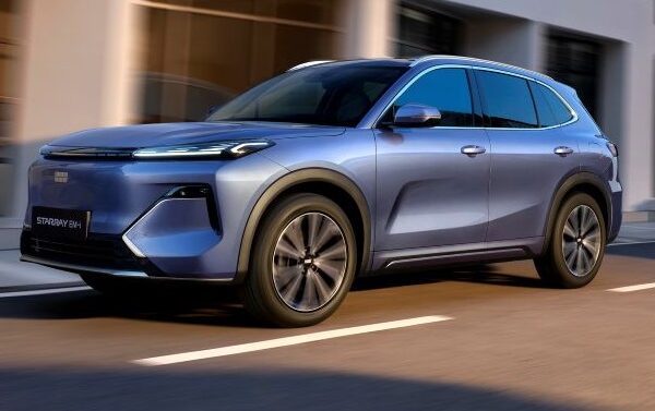 Geely Starray EM-i запущен в продажу в Румынии. Китайский производитель предлагает скидку на предзаказы.