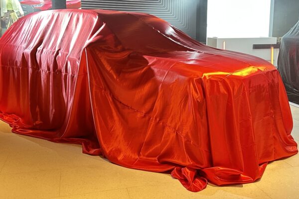 Новый внедорожник из Китая прибывает в Румынию и обещает доставить хлопот конкурентам Kia Sorento и Hyundai Santa Fe