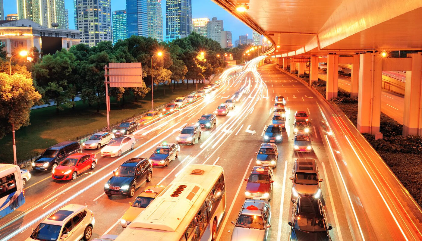 Первая автомагистраль в Румынии, на которой будут душевые для водителей и зарядные станции для электромобилей.