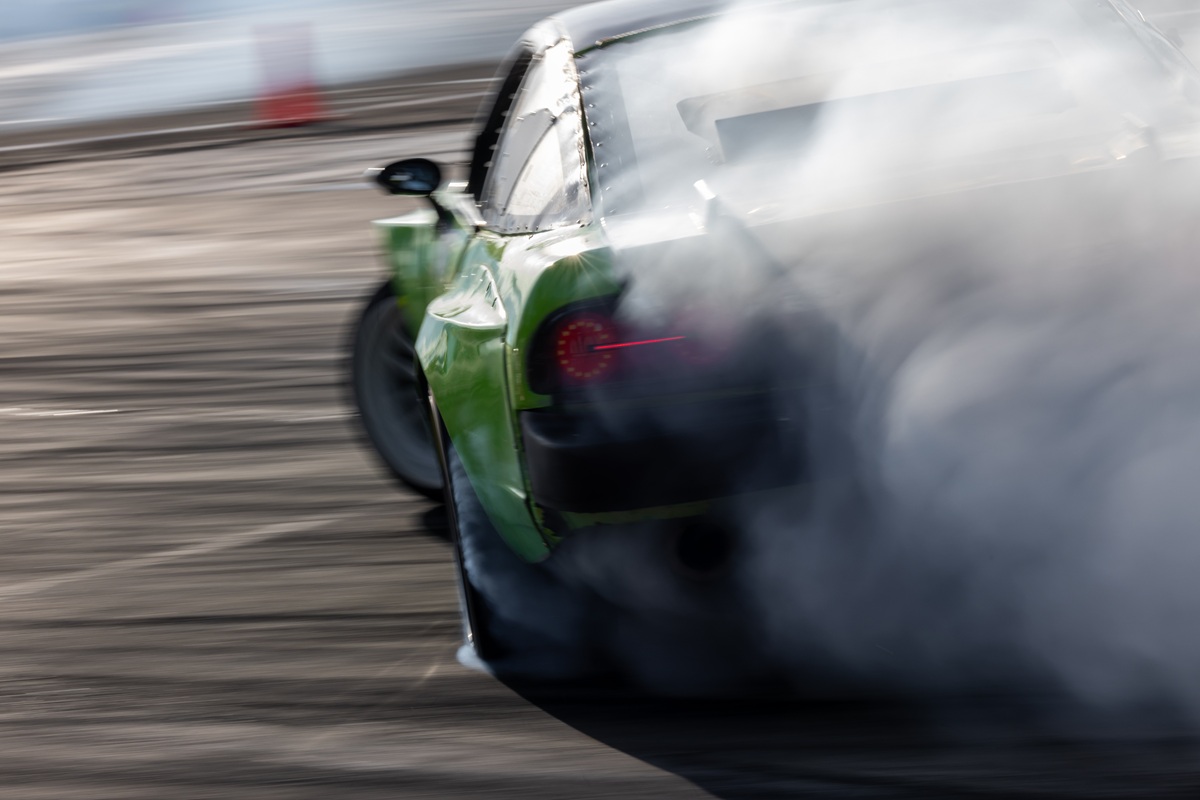 Румынская полиция предупреждает: занос и агрессивные маневры на дорогах приводят к лишению прав на 30 дней