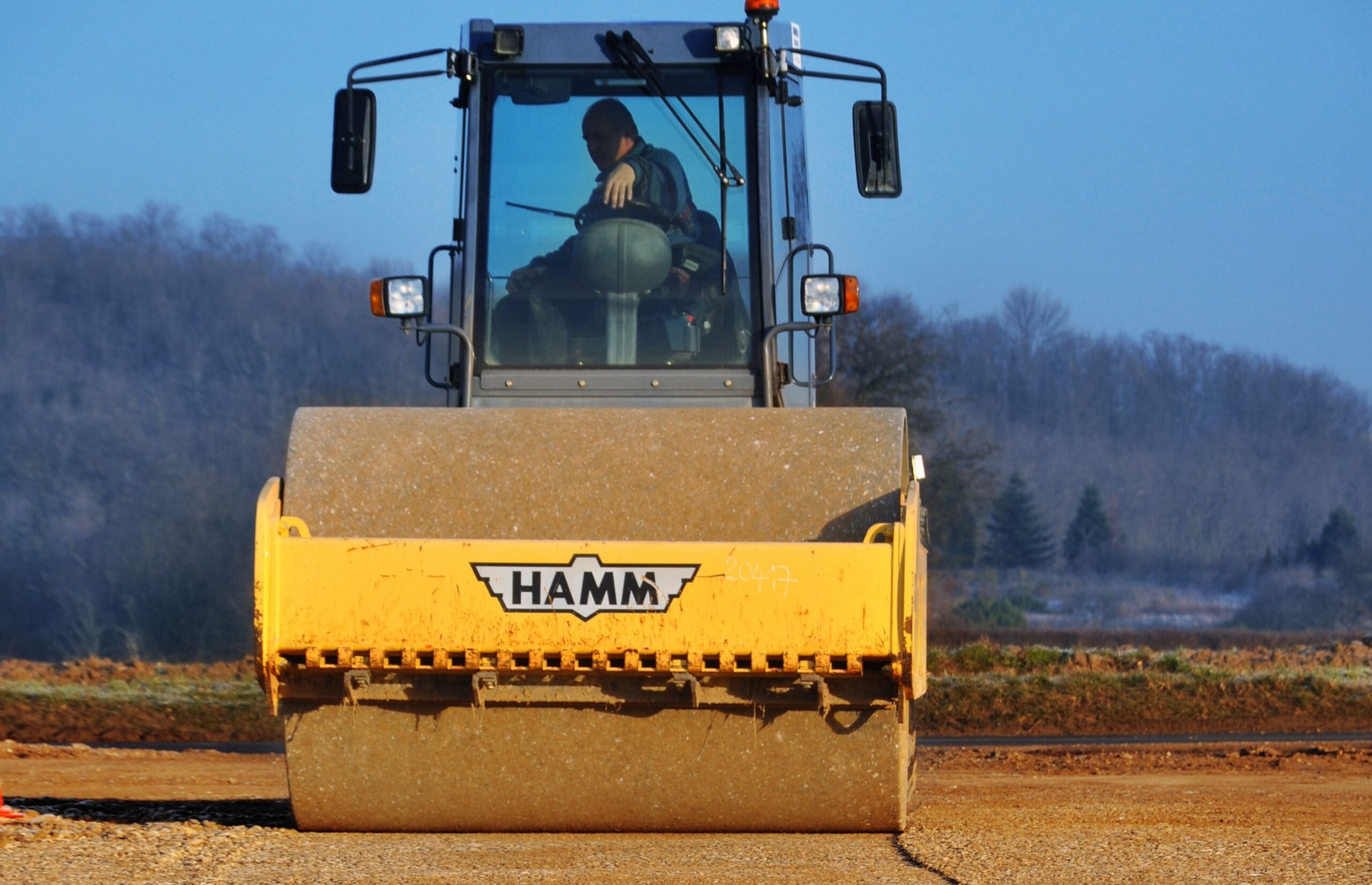 Пресса из Софии: Болгарские дороги подобны историческим памятникам, их строительство занимает столетия. Румыния бьет рекорды