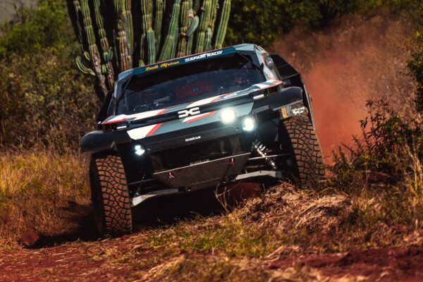 Dacia Sandriders сохраняет лидирующие позиции на ралли «Дакар-2026» после завершения 7-го этапа