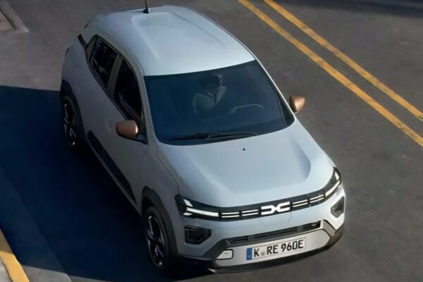 Скидка 5000 евро на Dacia Spring при оплате наличными. В какой стране это применяется