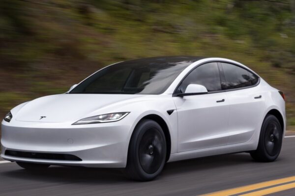 Выдвижные ручки в стиле Tesla запрещены на крупнейшем в мире авторынке