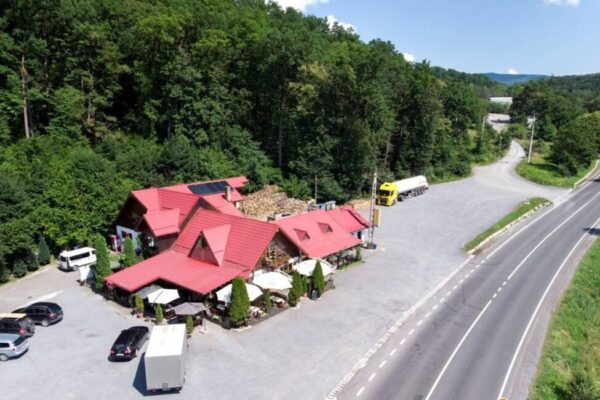 Как автомагистрали «убивают» знаменитые придорожные рестораны, к которым раньше останавливались водители: «Продажи упали на 80%. Мы работаем на 20% мощности»