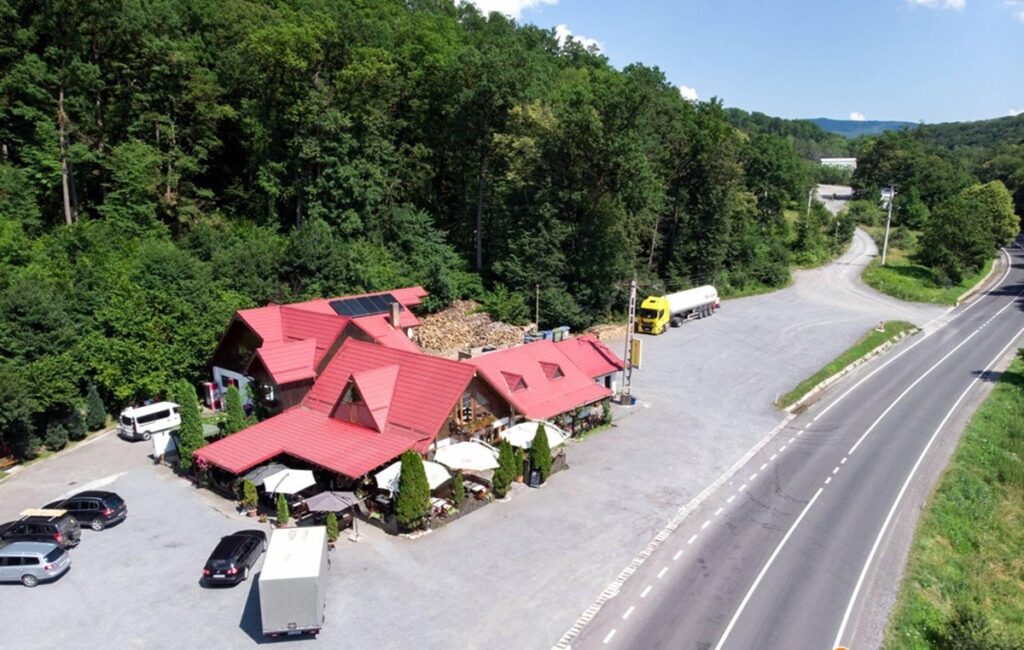 Как автомагистрали «убивают» знаменитые придорожные рестораны, к которым раньше останавливались водители: «Продажи упали на 80%. Мы работаем на 20% мощности»