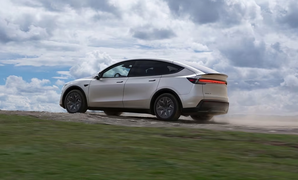 Впервые в истории продажи электромобилей в Европе превысили продажи бензиновых автомобилей. Однако результаты Tesla оказались самыми слабыми в ЕС