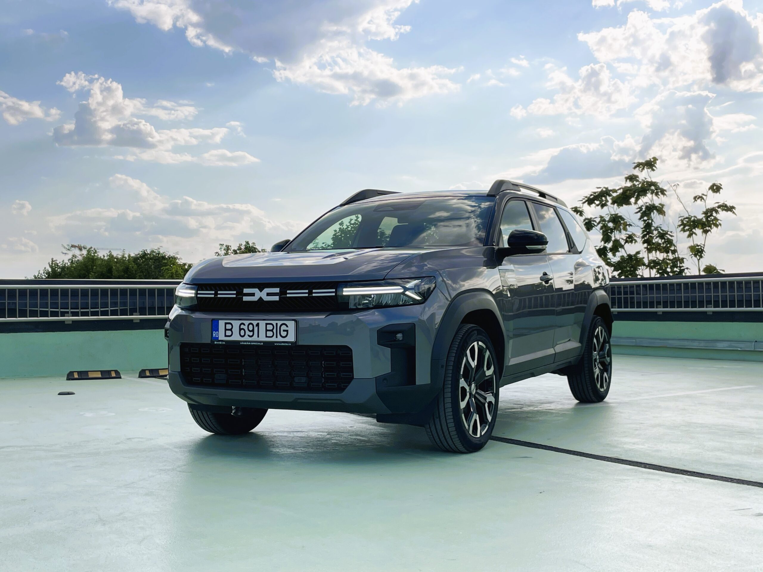 Dacia сообщает об умеренном росте продаж. Внедорожник Bigster имеет «невероятный успех», утверждает директор по продажам.