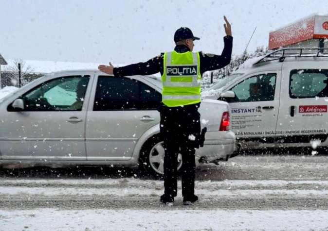 На пути из отпуска на трассе DN1 была пробка. Полиция рекомендует альтернативные маршруты в Бухарест