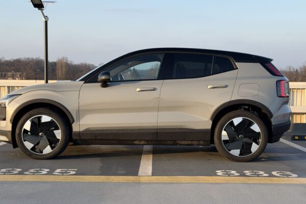 EX30, EX90 и XC60: ключевые модели Volvo в 2025 году