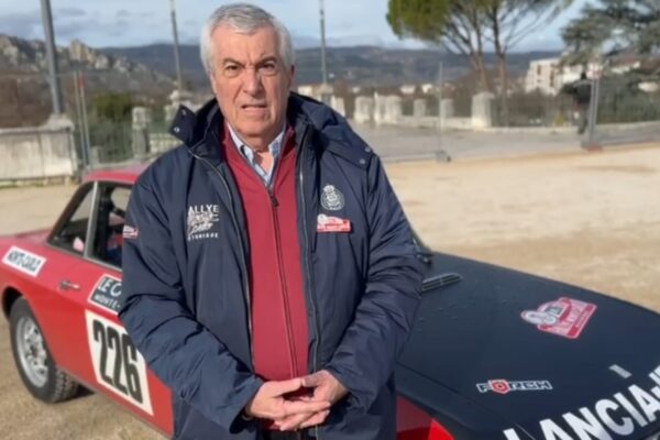 Видео - Выход из экипажа Тэричану-Думитреску на Monte-Carlo Historic 2026. Четыре румынских экипажа продолжают гонку