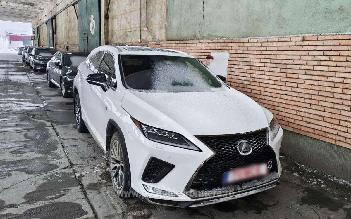 Они пересекли океан: автомобиль стоимостью 57 000 долларов, разыскиваемый в Канаде, был обнаружен в Констанце. Где он собирался оказаться?