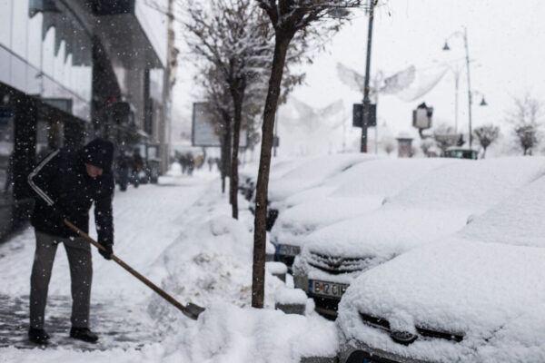 2026: Кто должен убирать парковки? Что говорит закон и кому грозит штраф