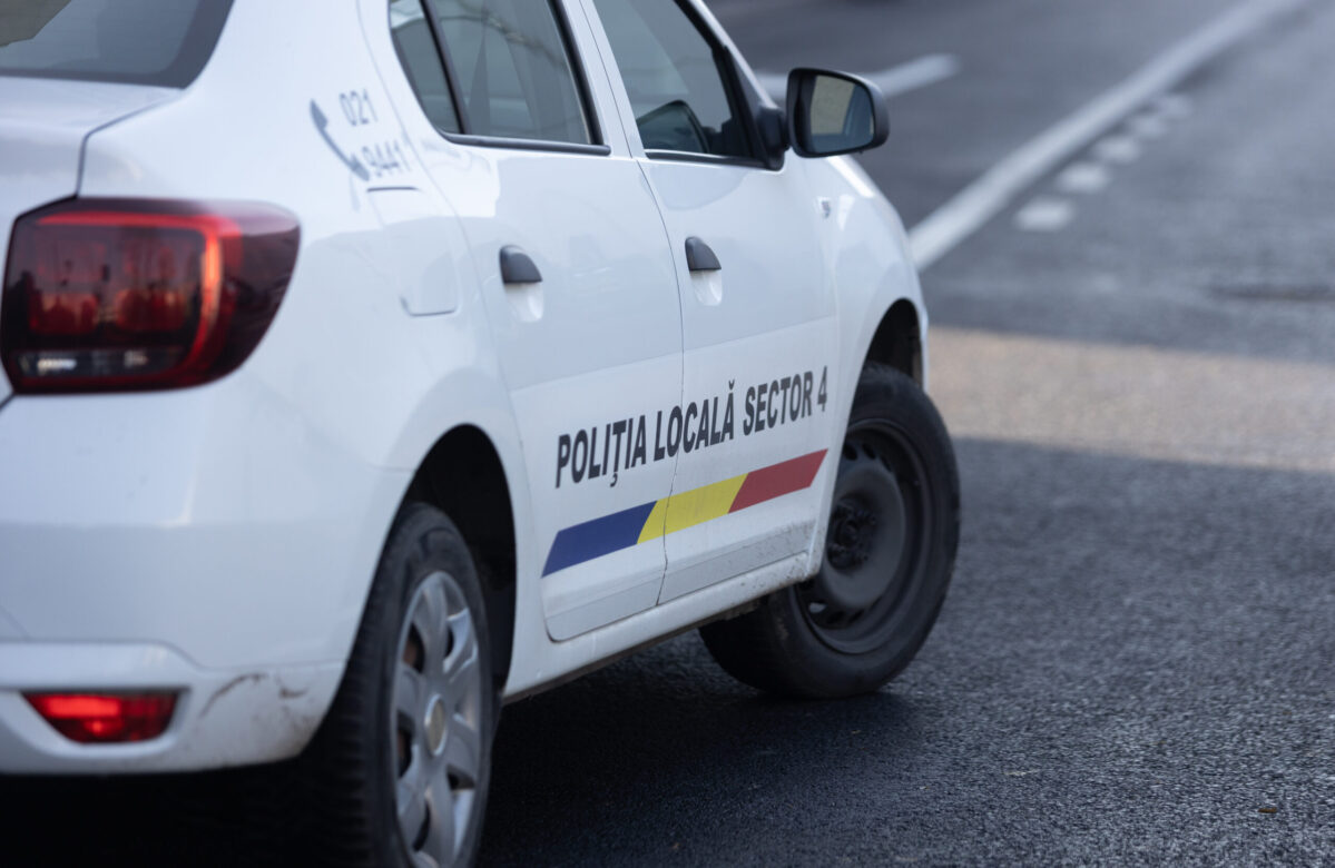 Разрешено ли местным полицейским останавливать машины для контроля? За какие нарушения правил дорожного движения могут наказать в 2026 году