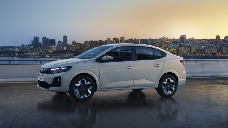 Резкое снижение регистрации автомобилей в январе: снижение более чем на 33% по сравнению с прошлым годом. Дачия страдает больше всего