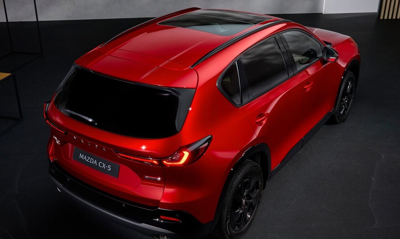 Mazda объясняет, почему она отказывается от контроллера, поскольку конкуренты возвращают физическое управление. Японцы приводят в пример iPod Classic против iPod Touch