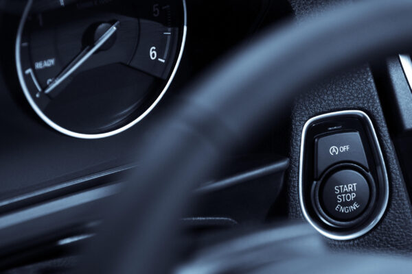 Остановка/запуск двигателя больше не будет обязательным для новых автомобилей в США.