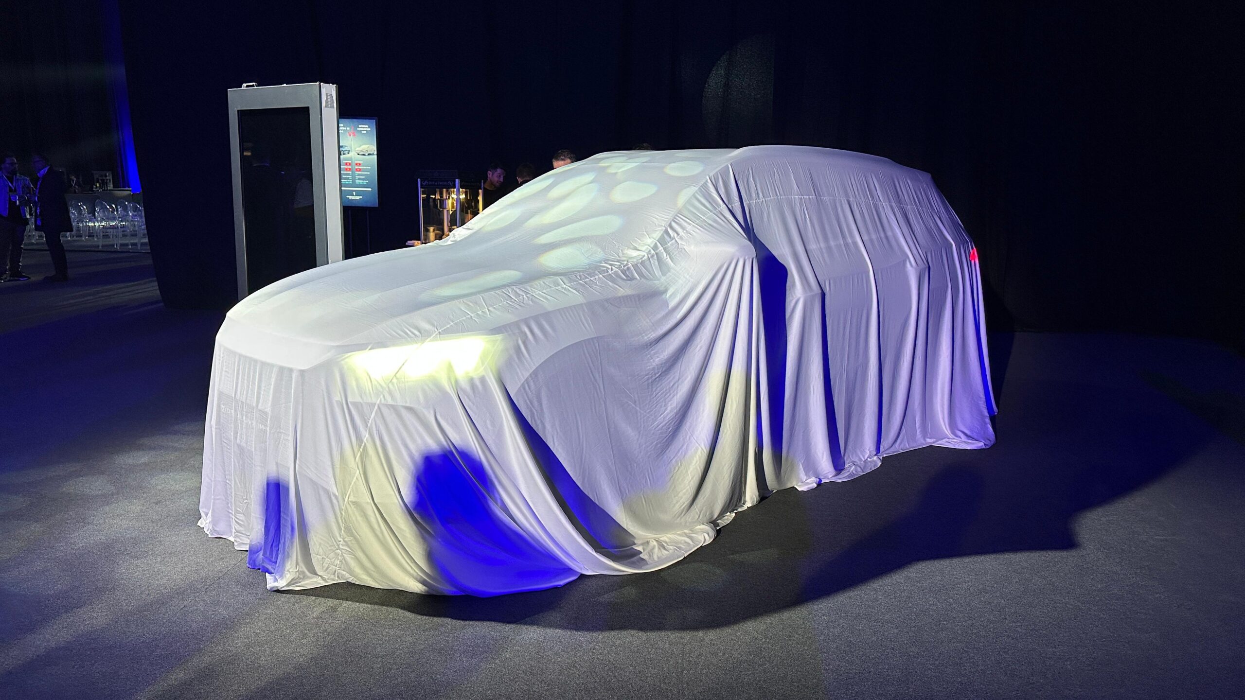 Видео – Китайский бренд, который растет быстрее, чем его конкуренты в Румынии. У него больше моделей, чем у Dacia, и в рекордно короткие сроки.