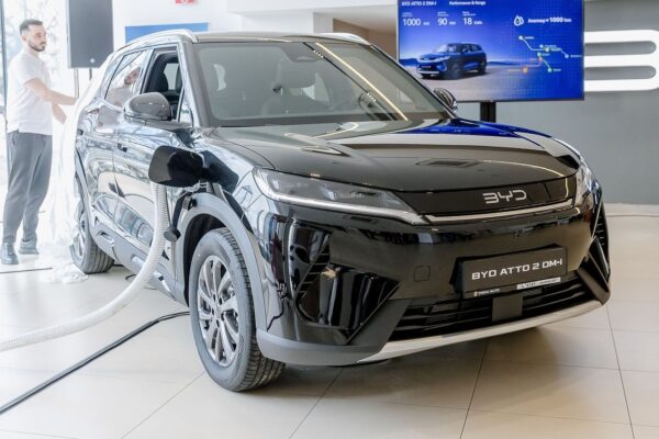 Видео / BYD ATTO 2 DM-i официально представлен в Румынии