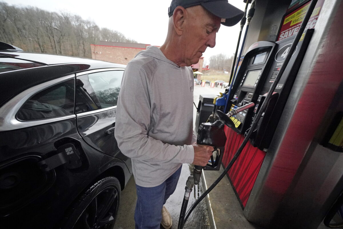 Дизельное топливо подорожало на 9 леев, а бензин на 15 леев! Где продается самое дешевое топливо и что дальше