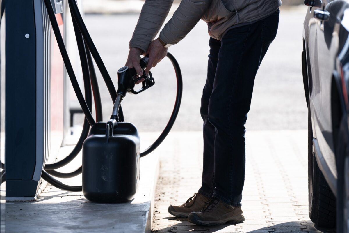 Через два месяца цена на дизельное топливо может достичь 17 леев за литр. Предупреждение, отправленное Ассоциацией интеллектуальной энергетики