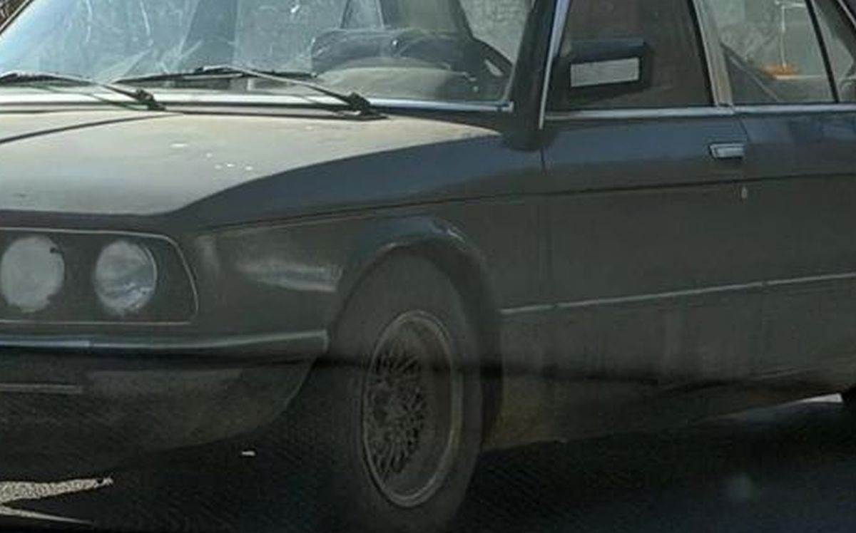 «Жемчужине» лучше бы в музей: Редкая машина, пойманная на выходных в долине Олт, с прицепом