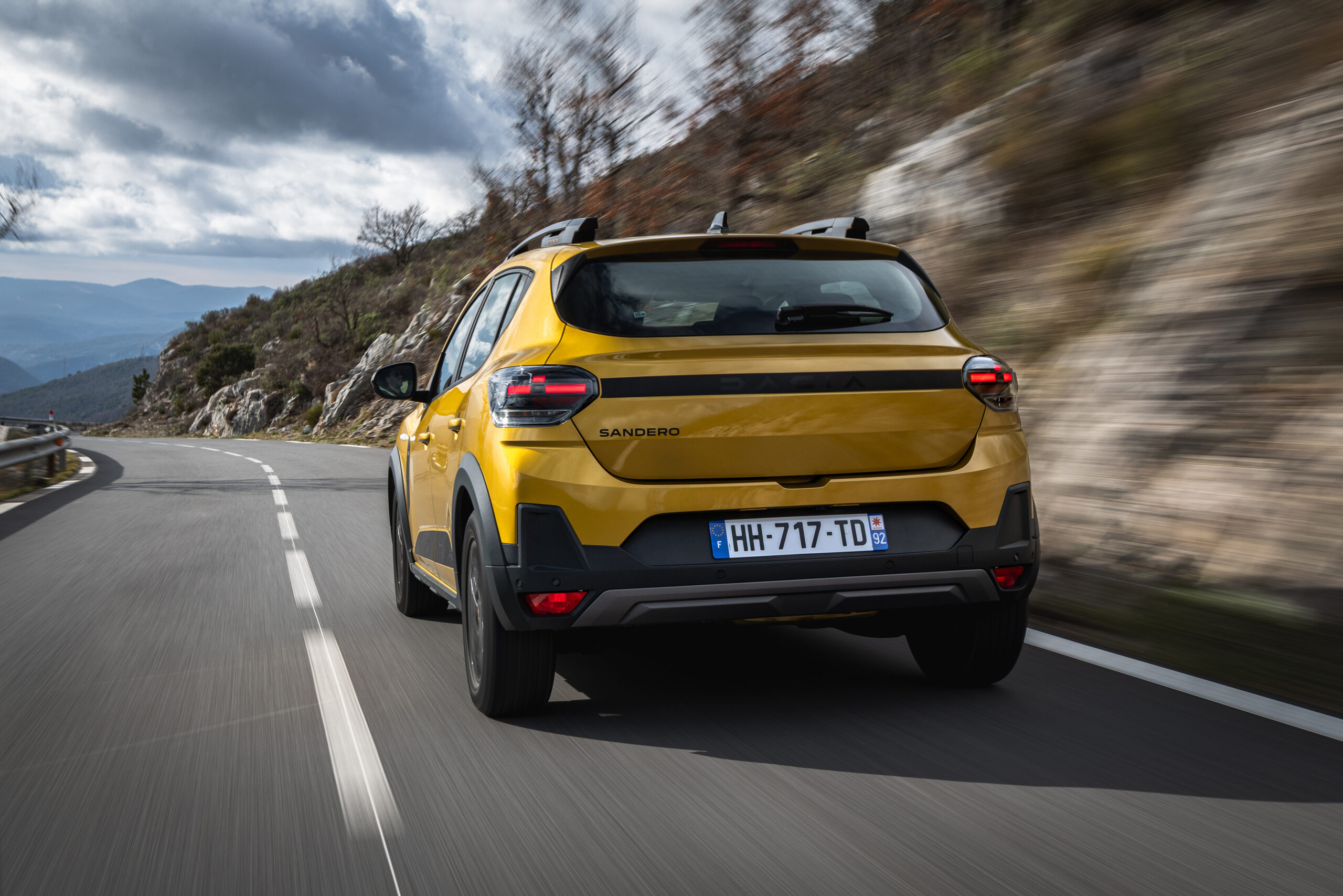 Удар для Dacia: продажи в Европе снизятся почти на 30% в 2026 году