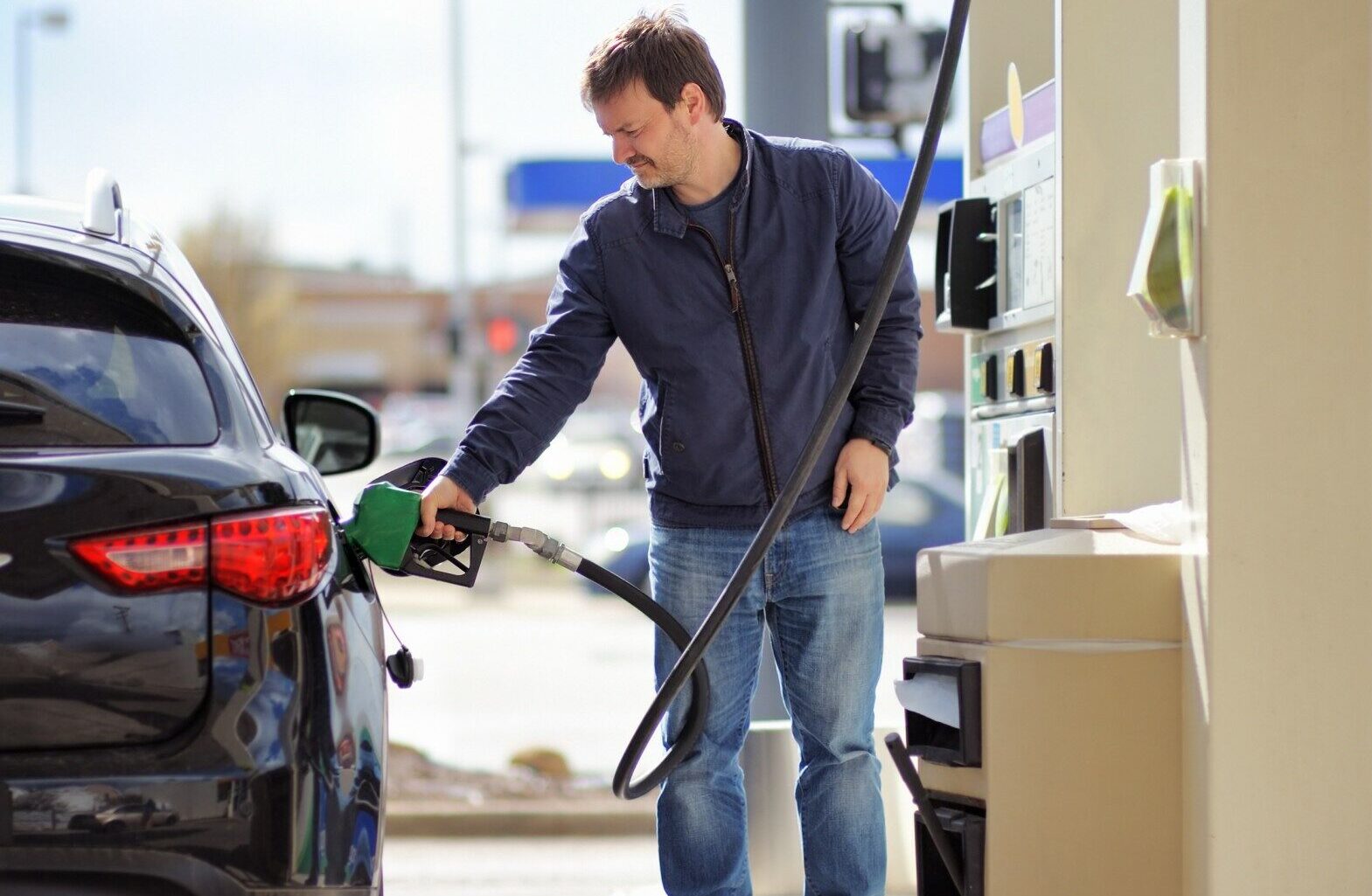 Министр энергетики: Акциз на топливо можно снизить. Какие еще меры правительство сейчас рассматривает?