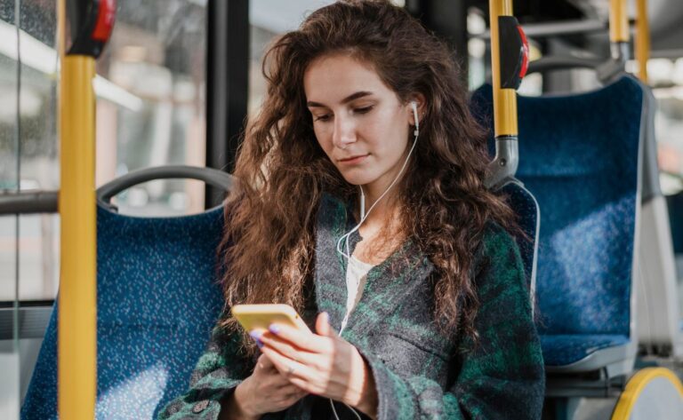 CJ Vâlcea передает окружной транспорт в частные руки. Ставка: 144 млн леев на 39 маршрутов в уезде