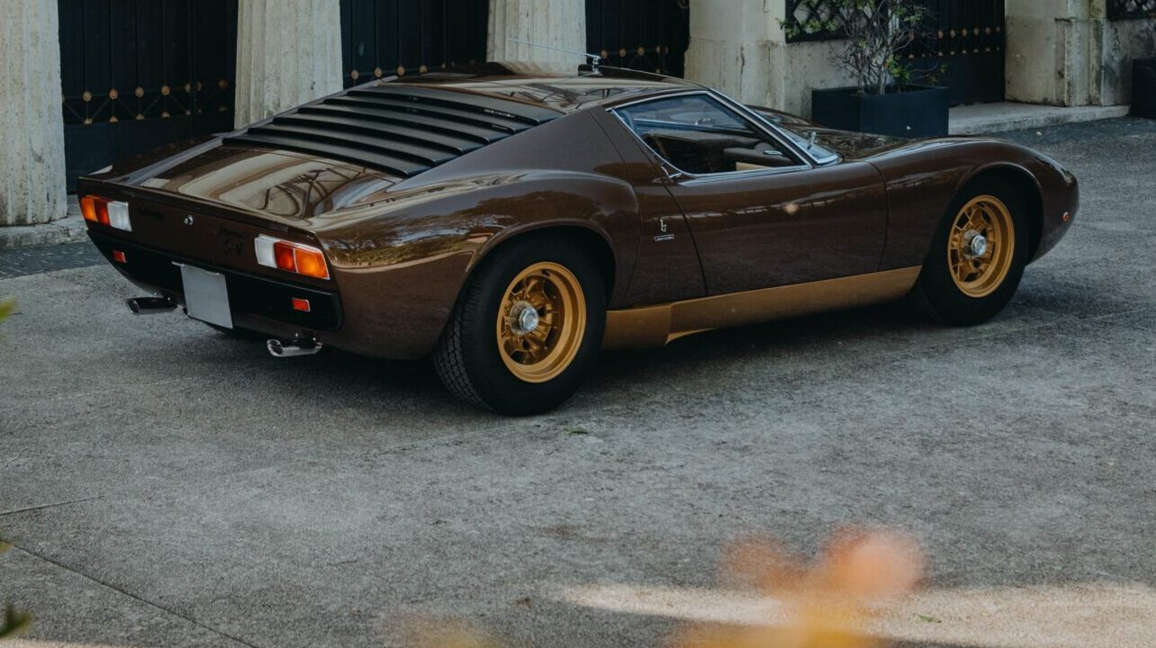 Фото | Lamborghini Miura был отремонтирован самим итальянским производителем. Подразделение Polo Storico отреставрировало первый за три года суперкар