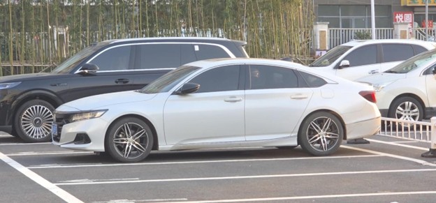 Фоторепортаж из Китая: Автомобили, которых не видит Европа, и чем удивляет авторынок там