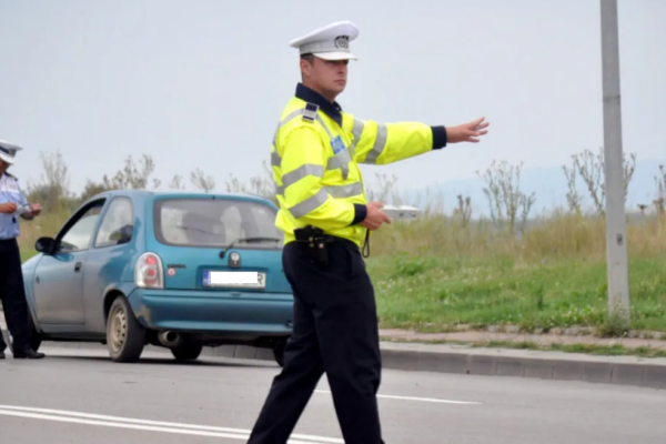 Если у вас есть рабочая фара, но другая перегорела, штрафует ли вас полиция? Что говорит ПДД в 2026 году