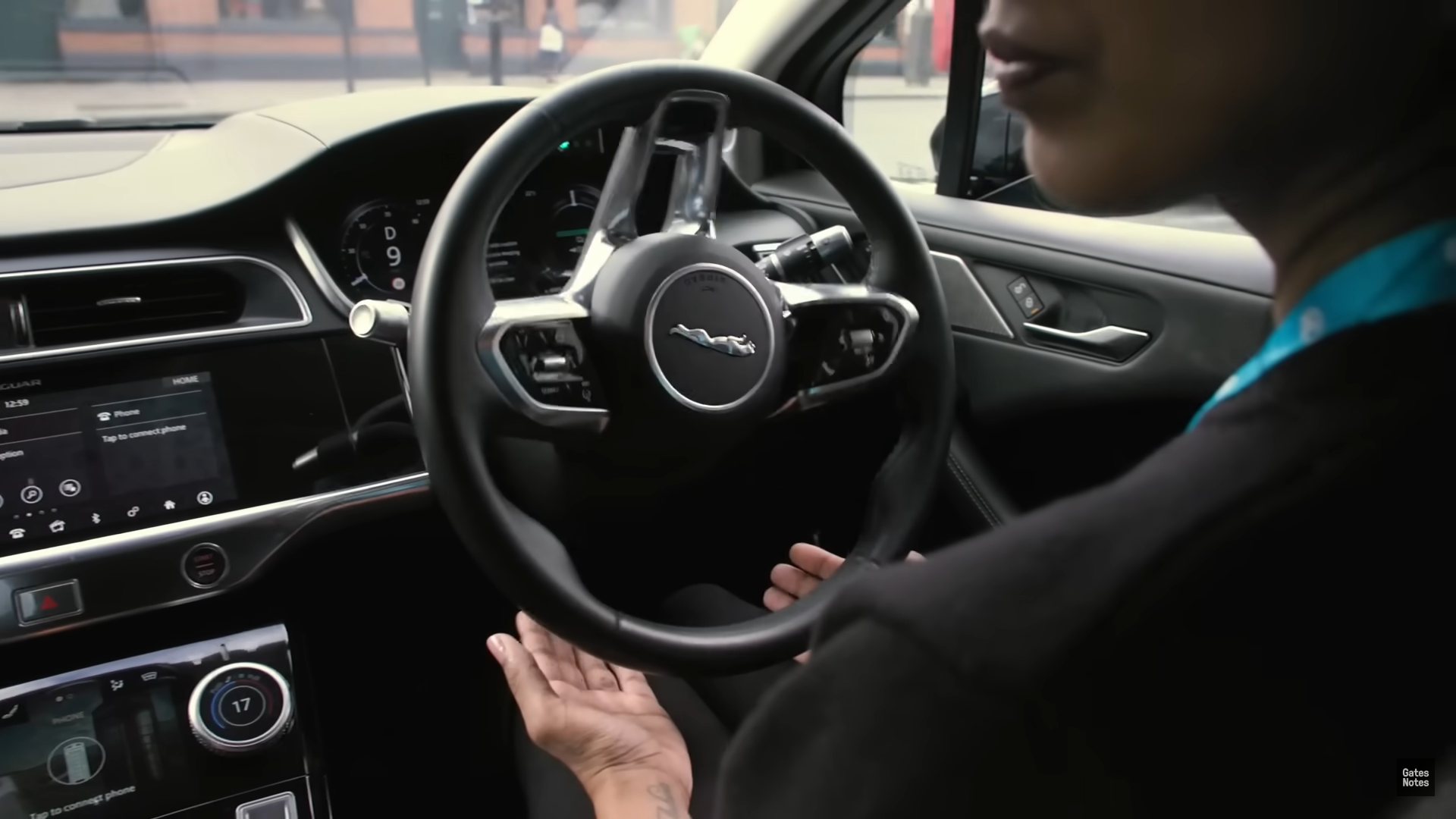 Автопроизводители требуют ежемесячную оплату за функции беспилотного вождения, даже если владельцам это не нравится