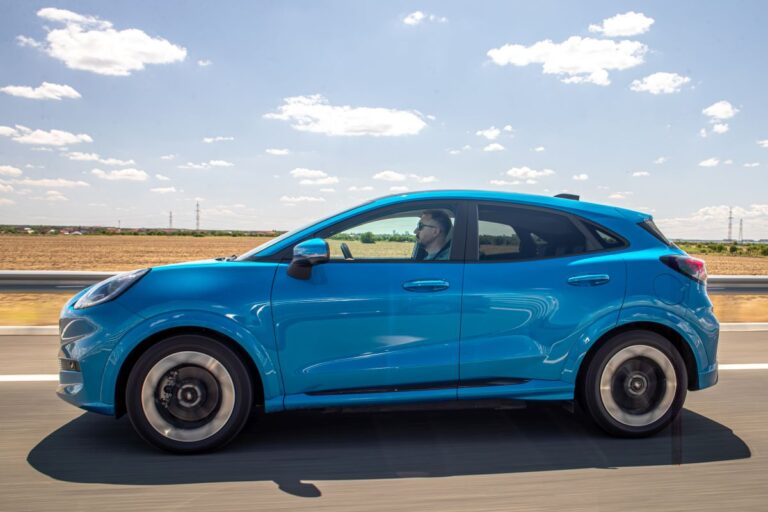 Видео / Сейчас самое время переходить на электромобиль? Ценовой паритет между электрическими и тепловыми сетями становится все более заметным