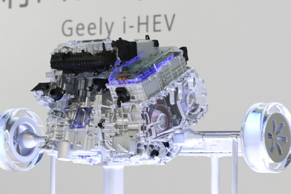 Китайский производитель представил контрнаступление гибридной системе Toyota: гибридный двигатель с искусственным интеллектом