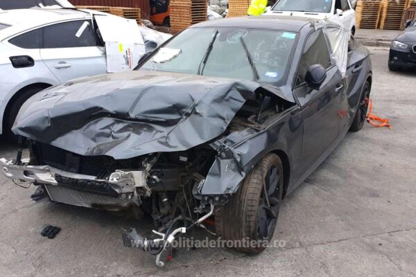 Более половины подержанных автомобилей в Румынии имеют повреждения, некоторые из них ремонтируются дешево.