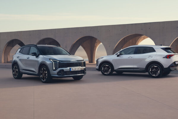 Рекордные квартальные продажи Kia. Южнокорейский производитель фиксирует рост на 2,7% по сравнению с предыдущим годом.