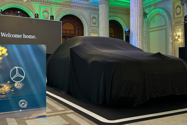 Видео / Новый Mercedes-Benz S-Class Facelift 2026 прибыл в Румынию. ProMotor присутствует на презентации во Дворце Парламента