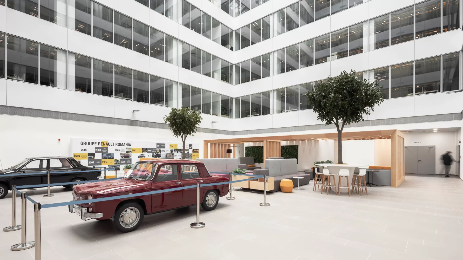 Бухарест-Илфов, шестой по богатству регион Европейского Союза после Верхней Баварии. Технологии и автомобильная промышленность вносят значительный вклад